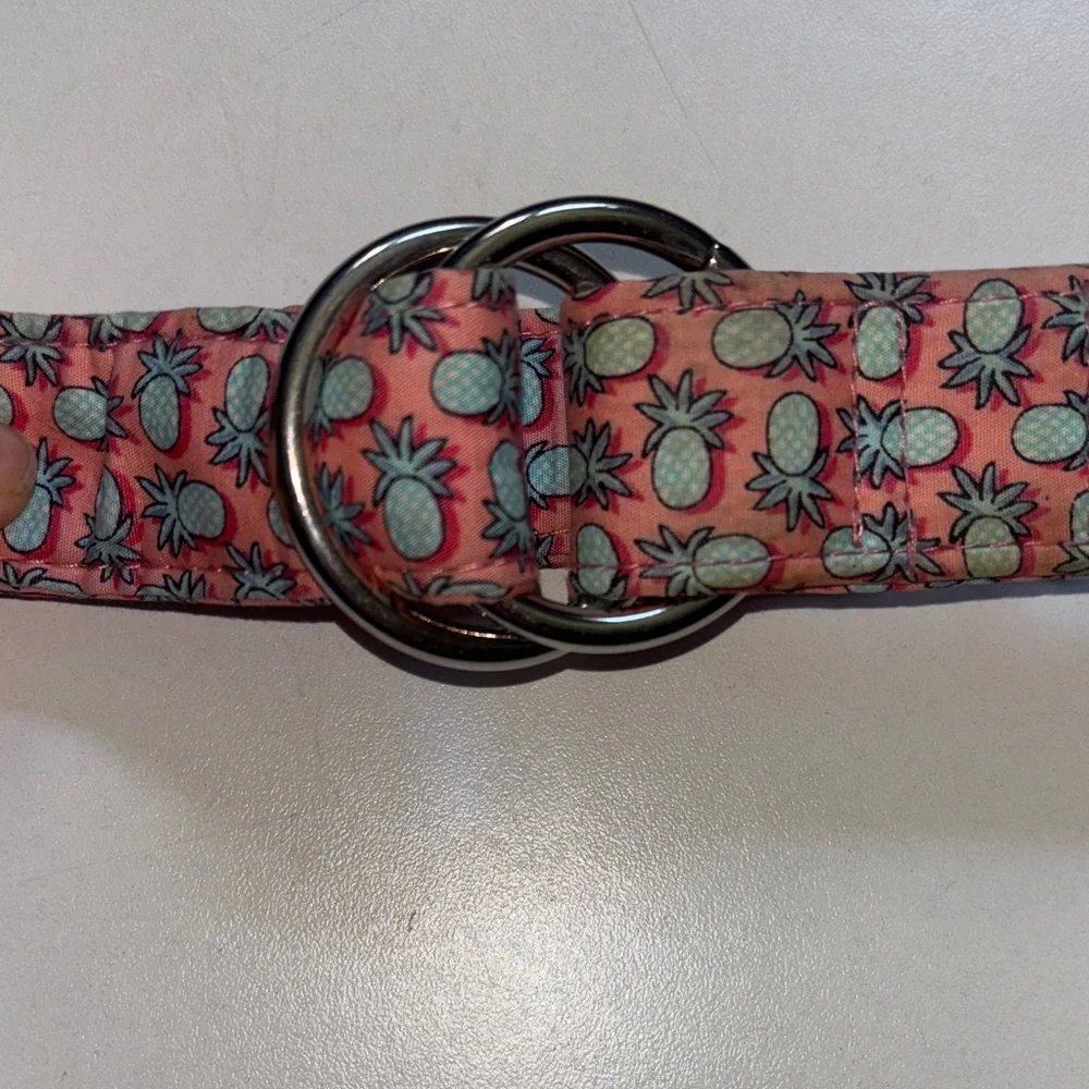 Vineyard Vines Sunwashed Pink and Blue Pineapple Print Belt size M